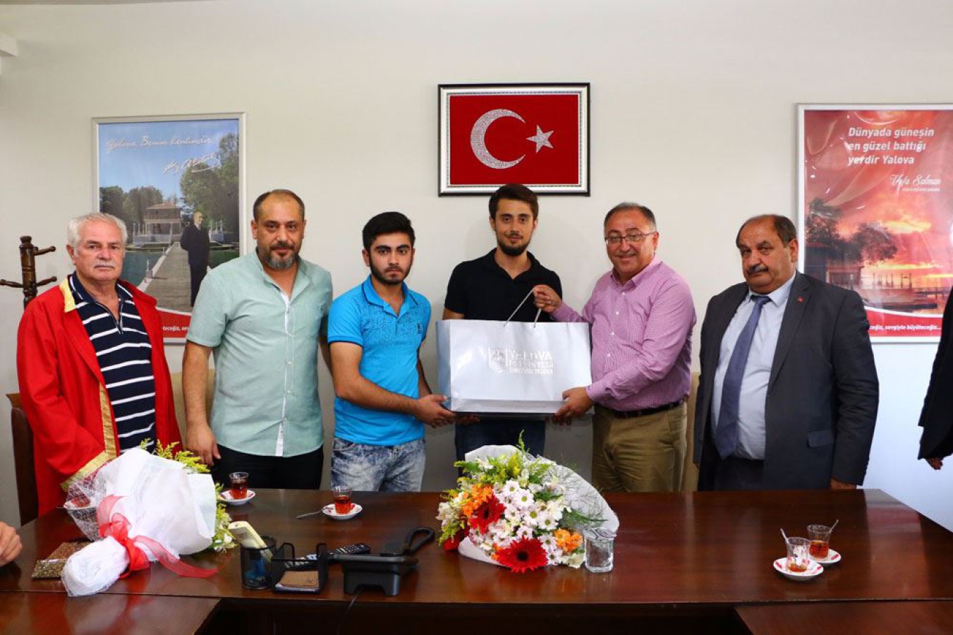 AHİLİK İL KUTLAMA KOMİTESİ BAŞKAN SALMAN’I ZİYARET ETTİ