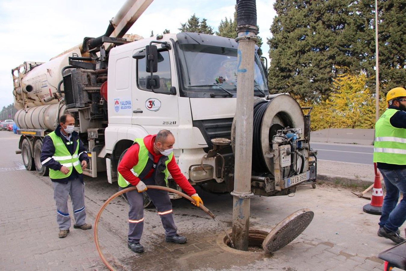 ALTYAPI ÇALIŞMALARI DEVAM EDİYOR