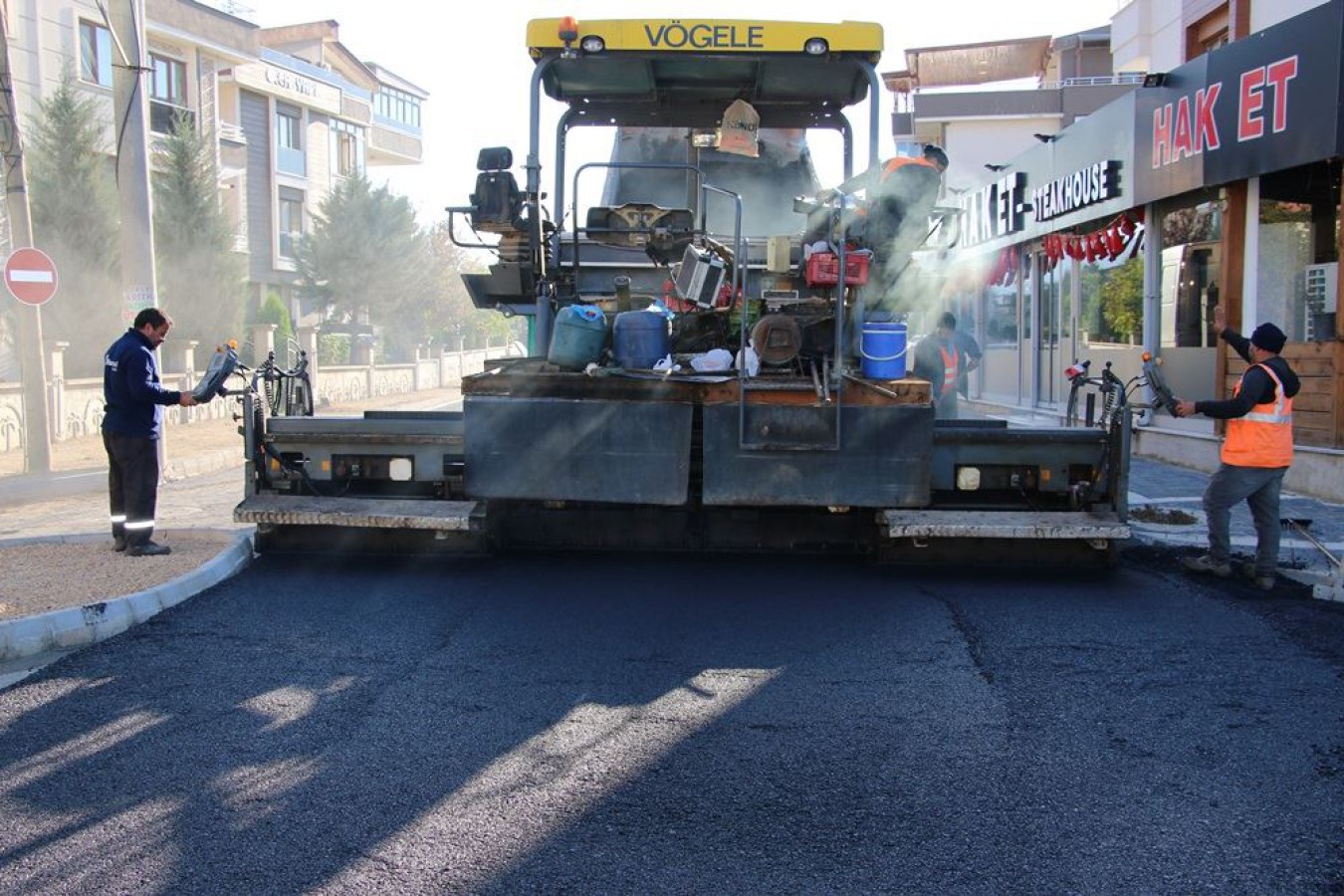 ASFALT SERİM ÇALIŞMALARI DEVAM EDİYOR