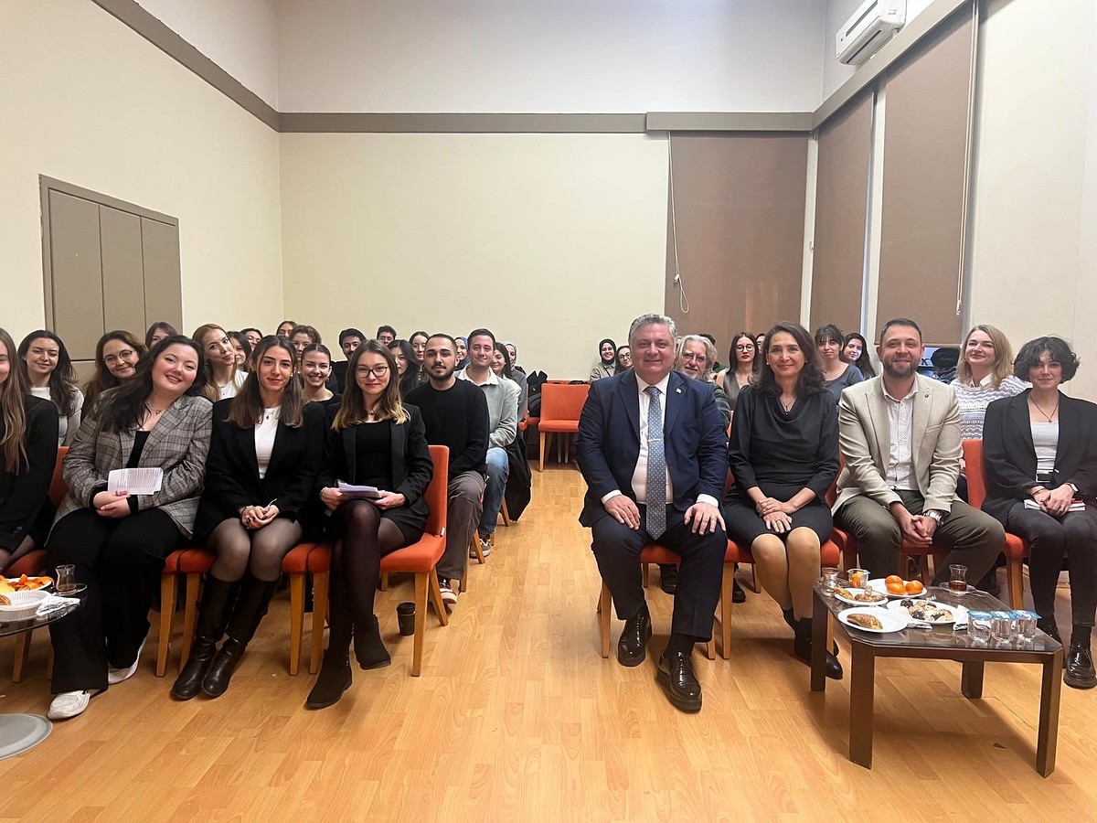 BAŞKAN GÜREL “ŞEHRİMİZİ AKADEMİK DÜZEYDE VE BİLİMSEL VERİLERLE ŞEKİLLENDİRECEĞİZ”