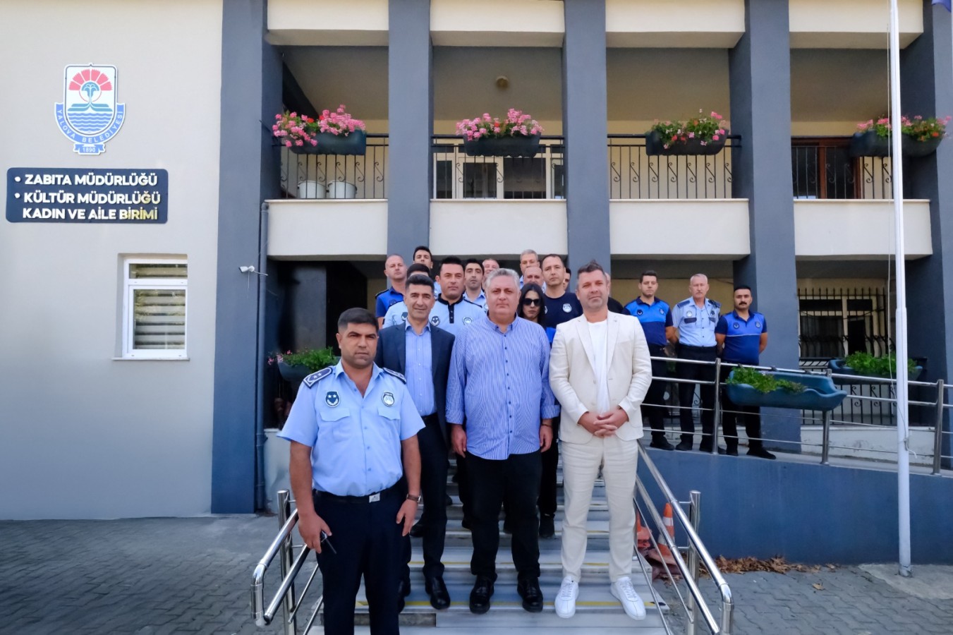 BAŞKAN GÜREL ZABITA MÜDÜRLÜĞÜNÜ ZİYARET ETTİ