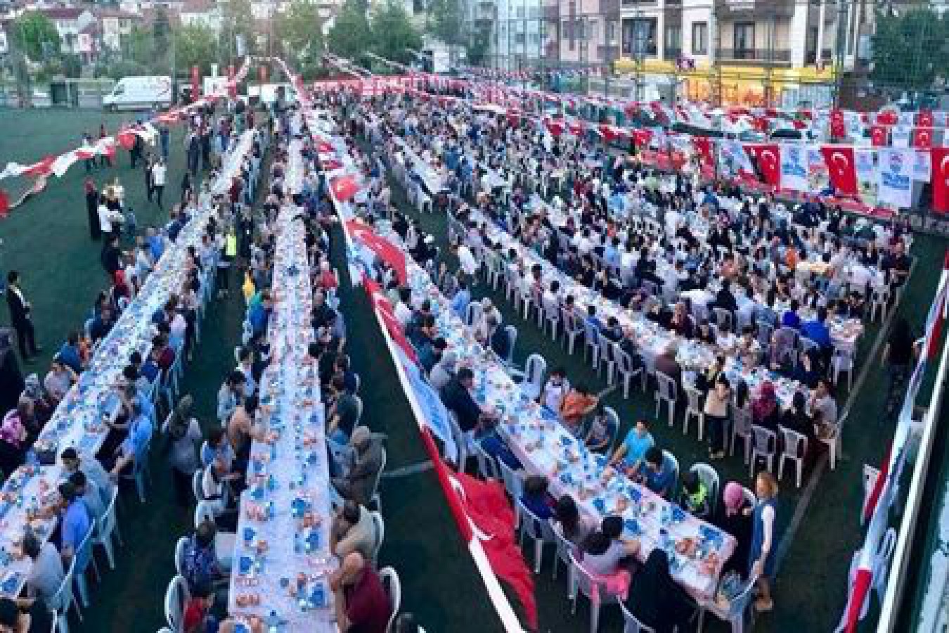 BAŞKAN SALMAN, DERE MAHALLESİ SAKİNLERİ İLE İFTARDA BULUŞTU