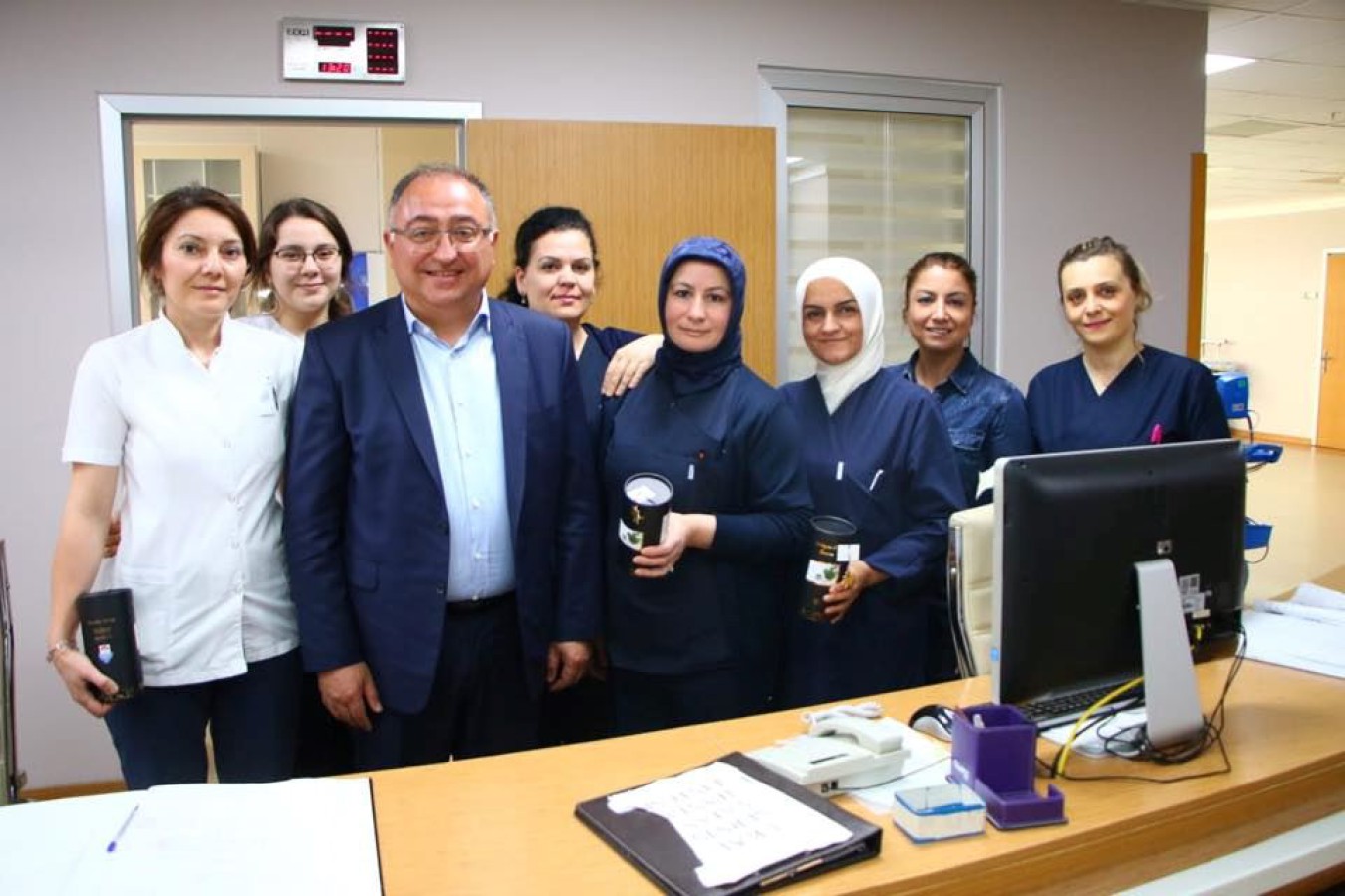 BAŞKAN SALMAN ECZANE VE HASTANELERİ ZİYARET ETTİ