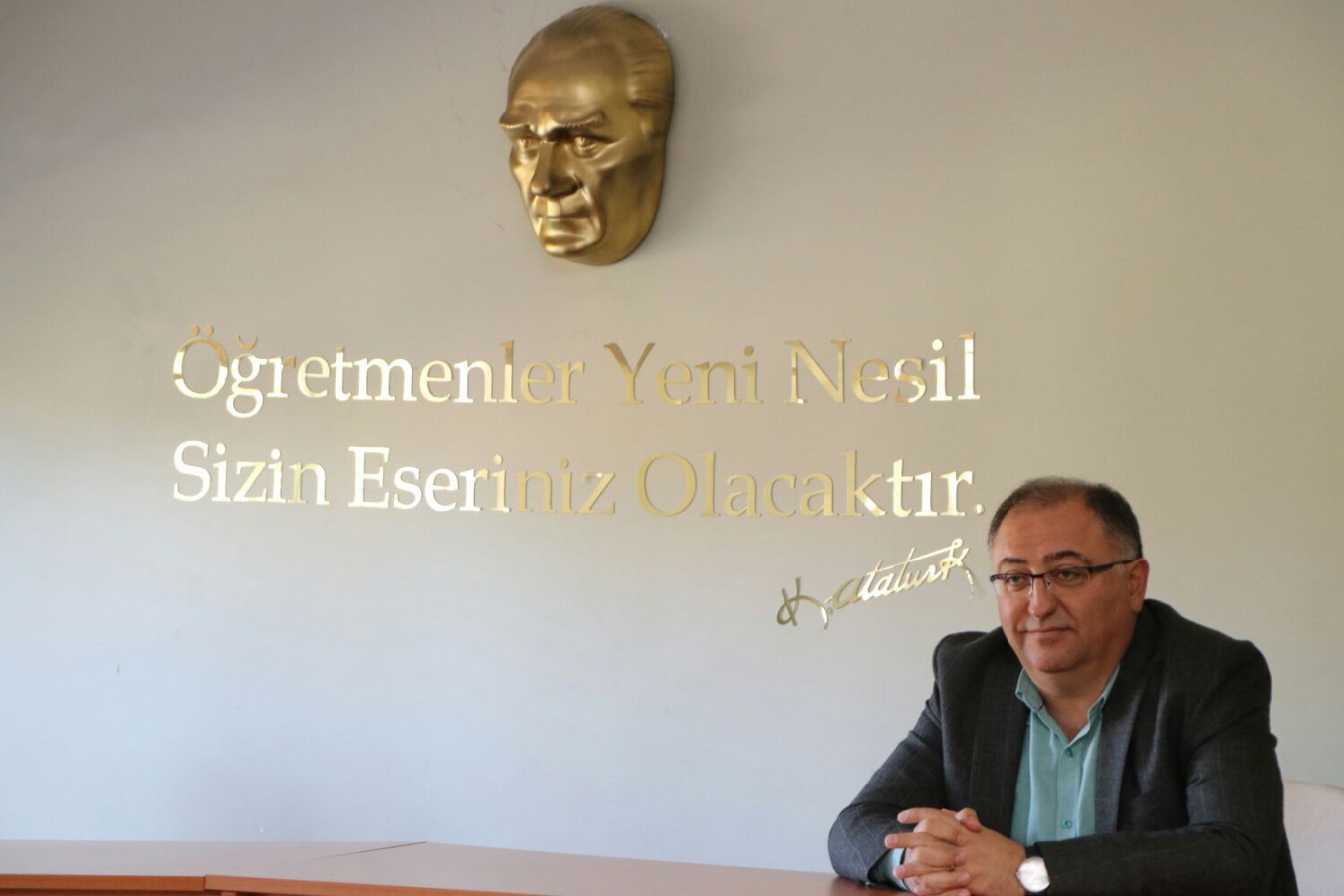 BAŞKAN SALMAN ÖĞRENCİLERE YALOVA’YI TANITTI