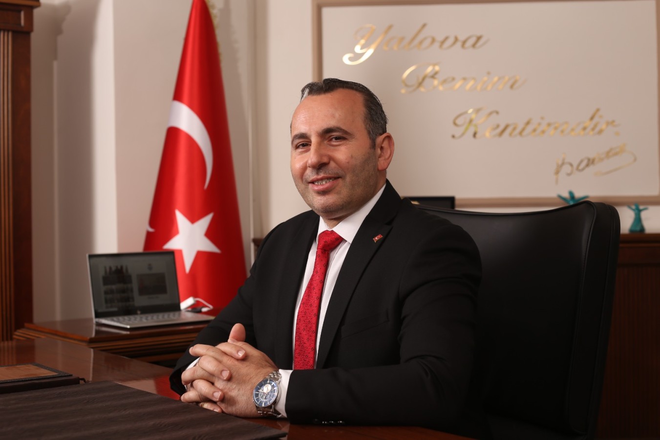 BAŞKAN VEKİLİ TUTUK: “BÜYÜK ZAFERDEKİ İNANÇ VE RUH MİLLETİMİZE YOL GÖSTERİYOR”