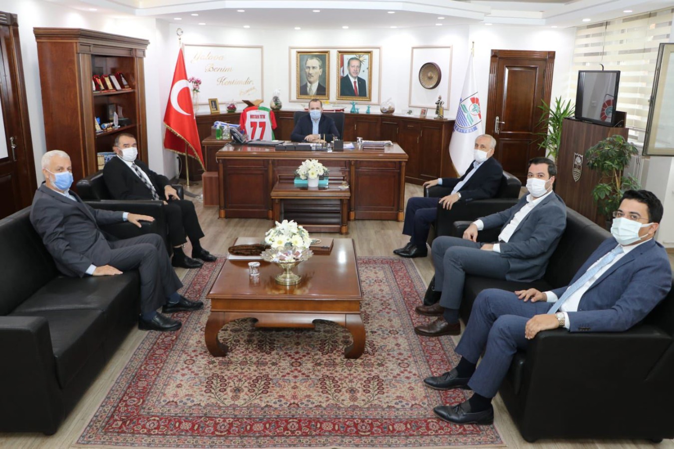 BAŞKAN VEKİLİ TUTUK CUMHURBAŞKANI BAŞDANIŞMANI KIŞLA’YI MİSAFİR ETTİ