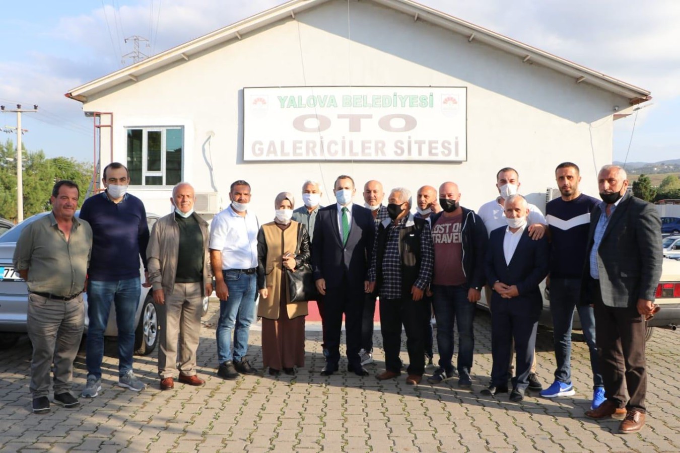 BAŞKAN VEKİLİ TUTUK OTO GALERİCİLERİ ZİYARET ETTİ