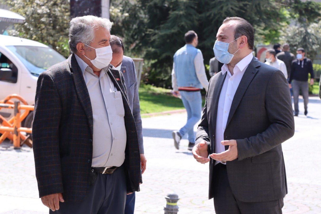 BAŞKAN VEKİLİ TUTUK YALOVALI VATANDAŞLARLA BULUŞMAYA DVAM EDİYOR