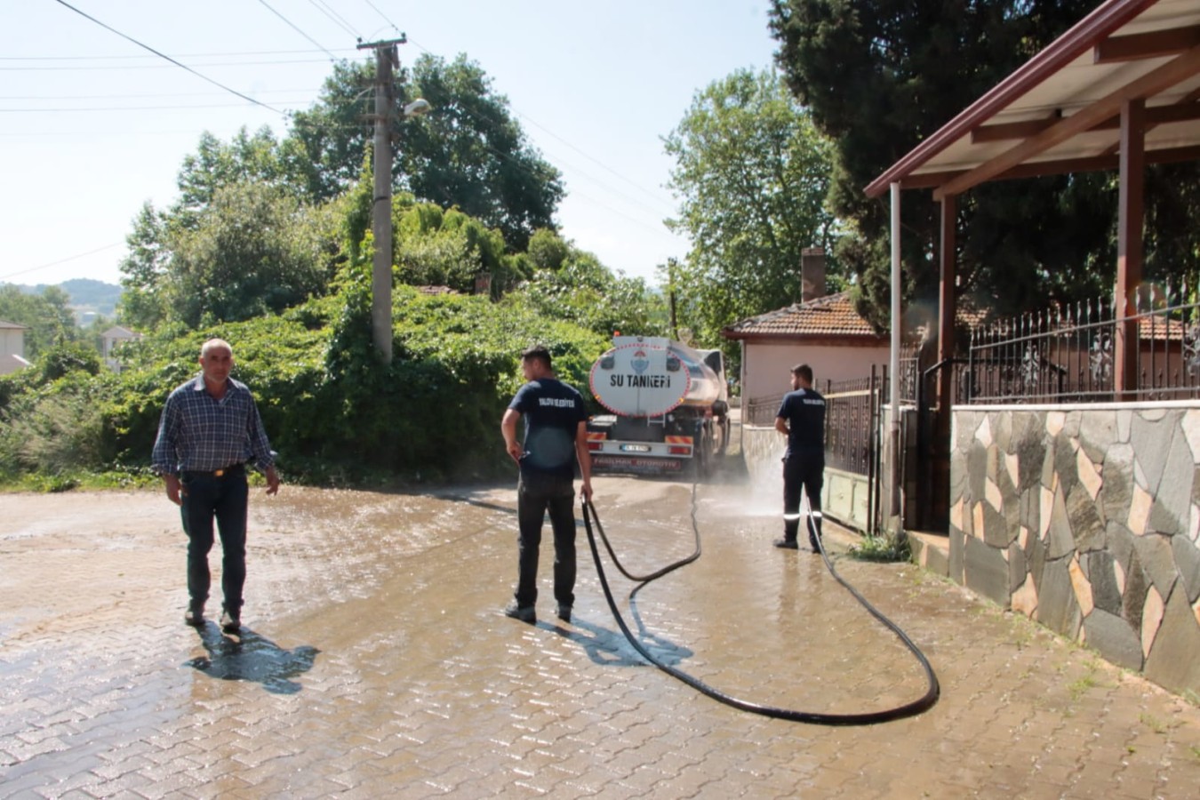 BAYRAM ÖNCESİ TEMİZLİK SEFERBERLİĞİ