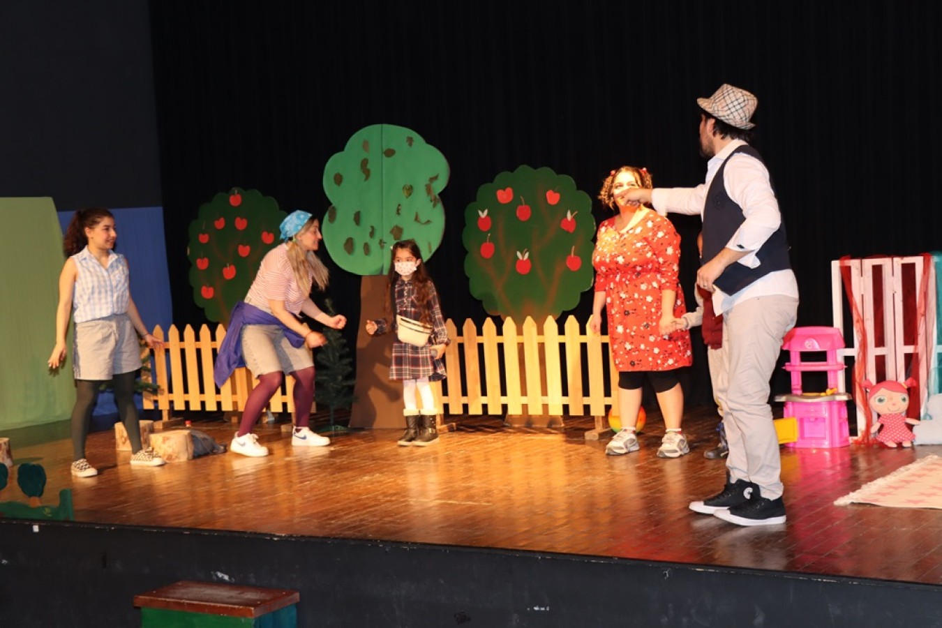 ÇOCUK OYUNLARI DEVAM EDİYOR