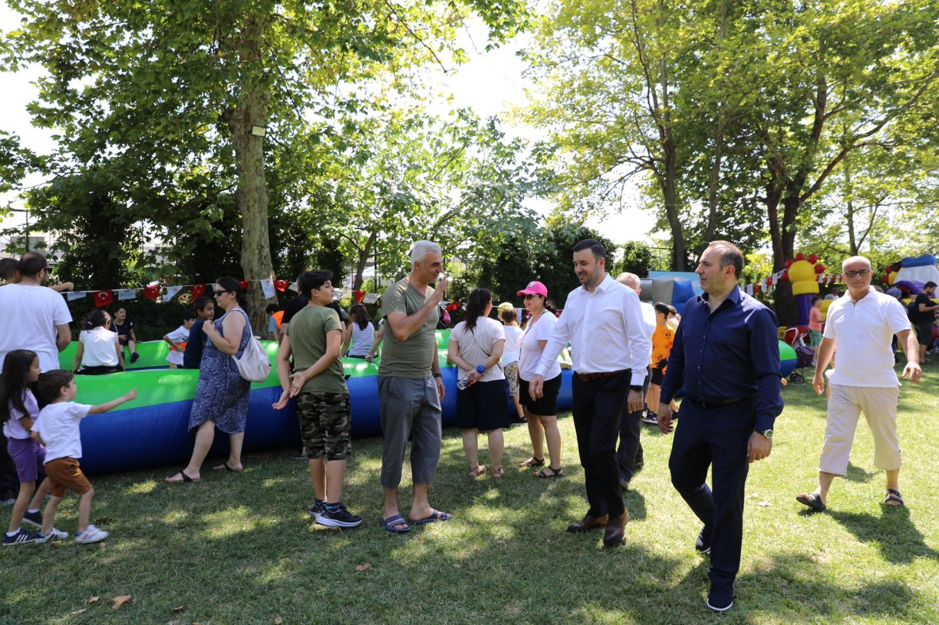 ÇOCUKLAR GÖNÜLLERİNCE EĞLENDİLER