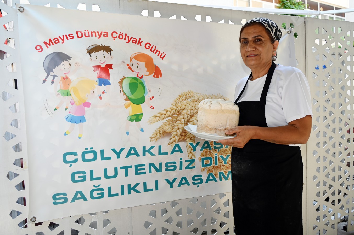 ÇÖLYAK MUTFAĞI GLUTENSİZ LEZZETLERİ HİZMETE SUNUYOR