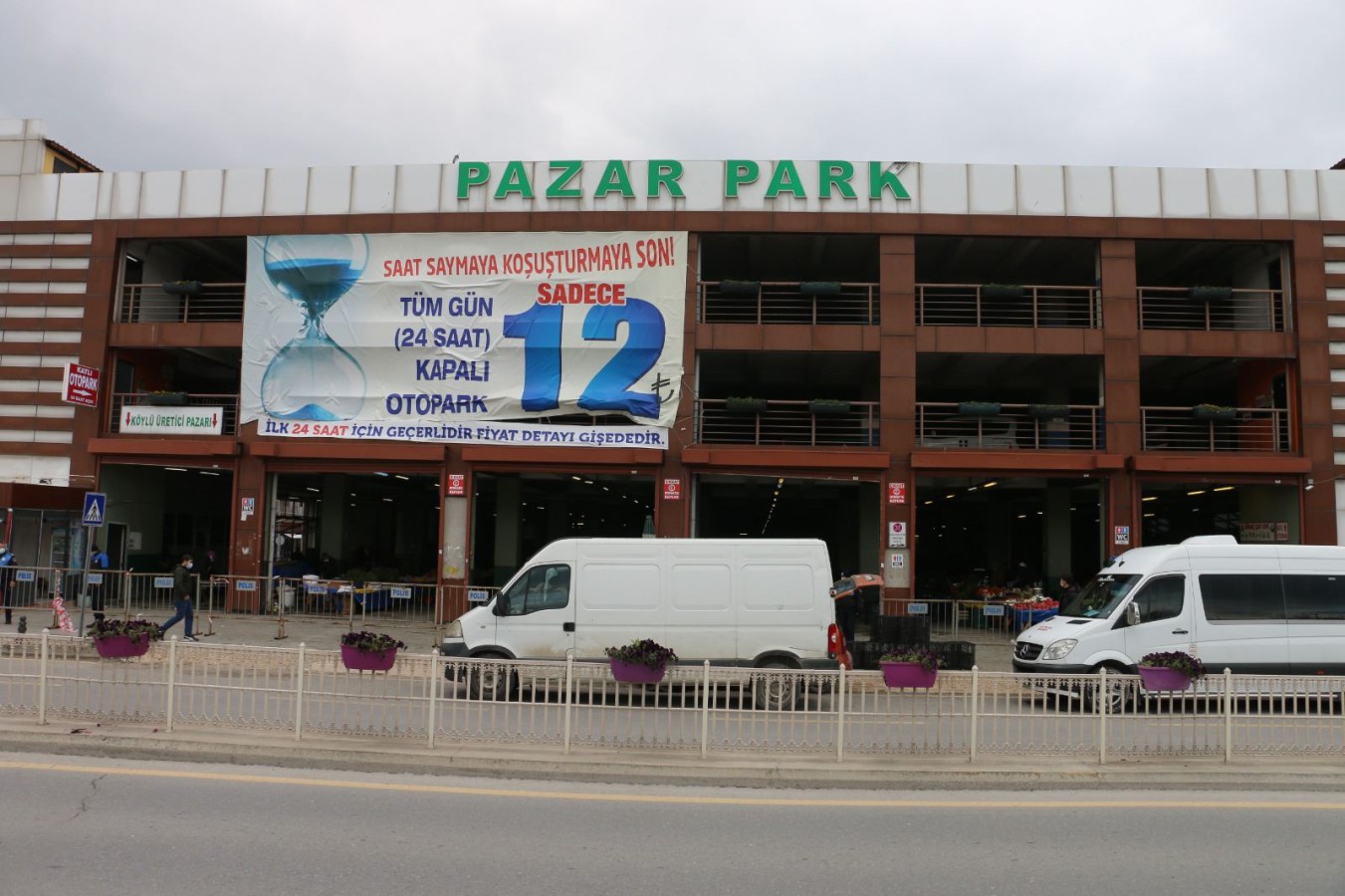 CUMARTESİ PAZARI CUMA GÜNLERİ KURULACAK