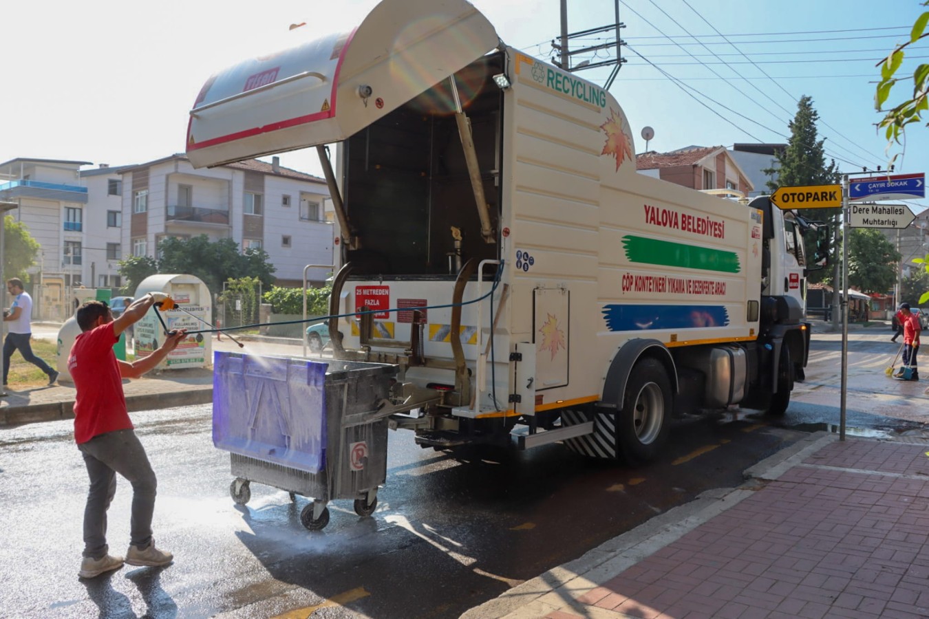 DERE MAHALLESİ’NDE KAPSAMLI TEMİZLİK YAPILDI