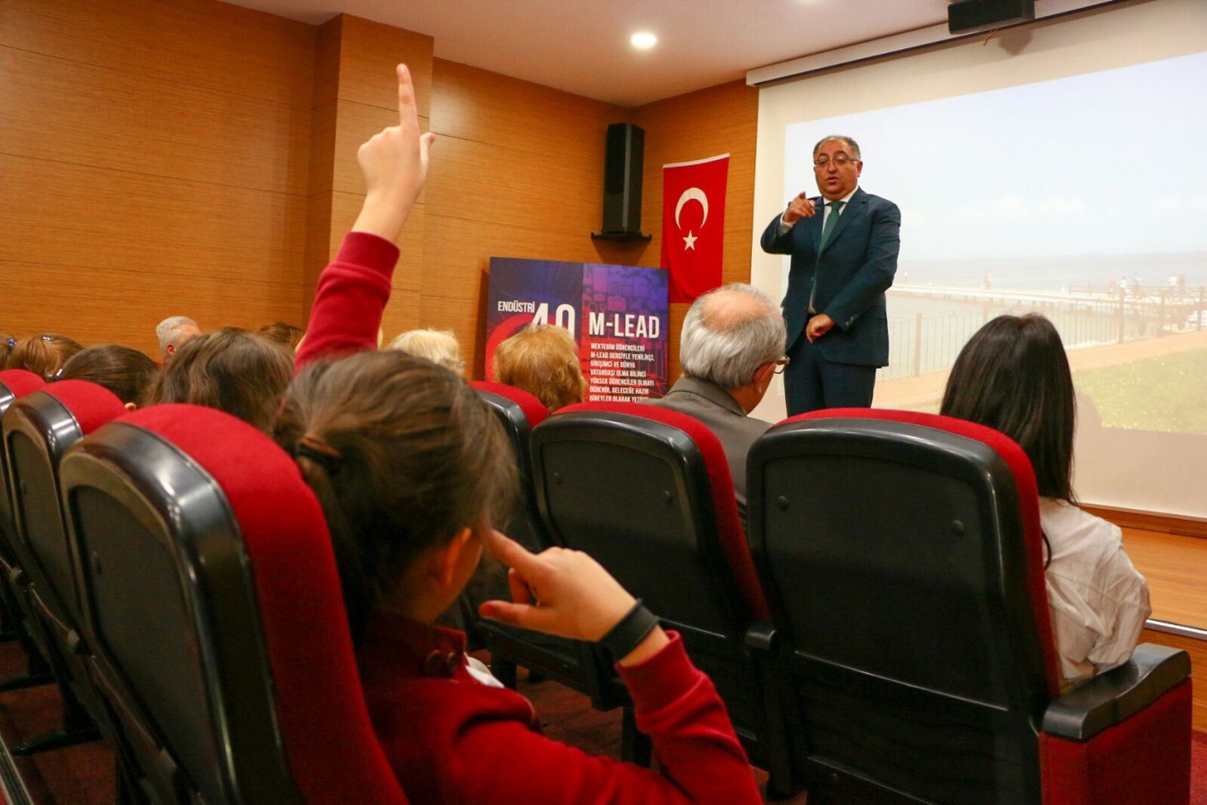 DERSİMİZ YALOVA, ÖĞRETMENİMİZ VEFA SALMAN