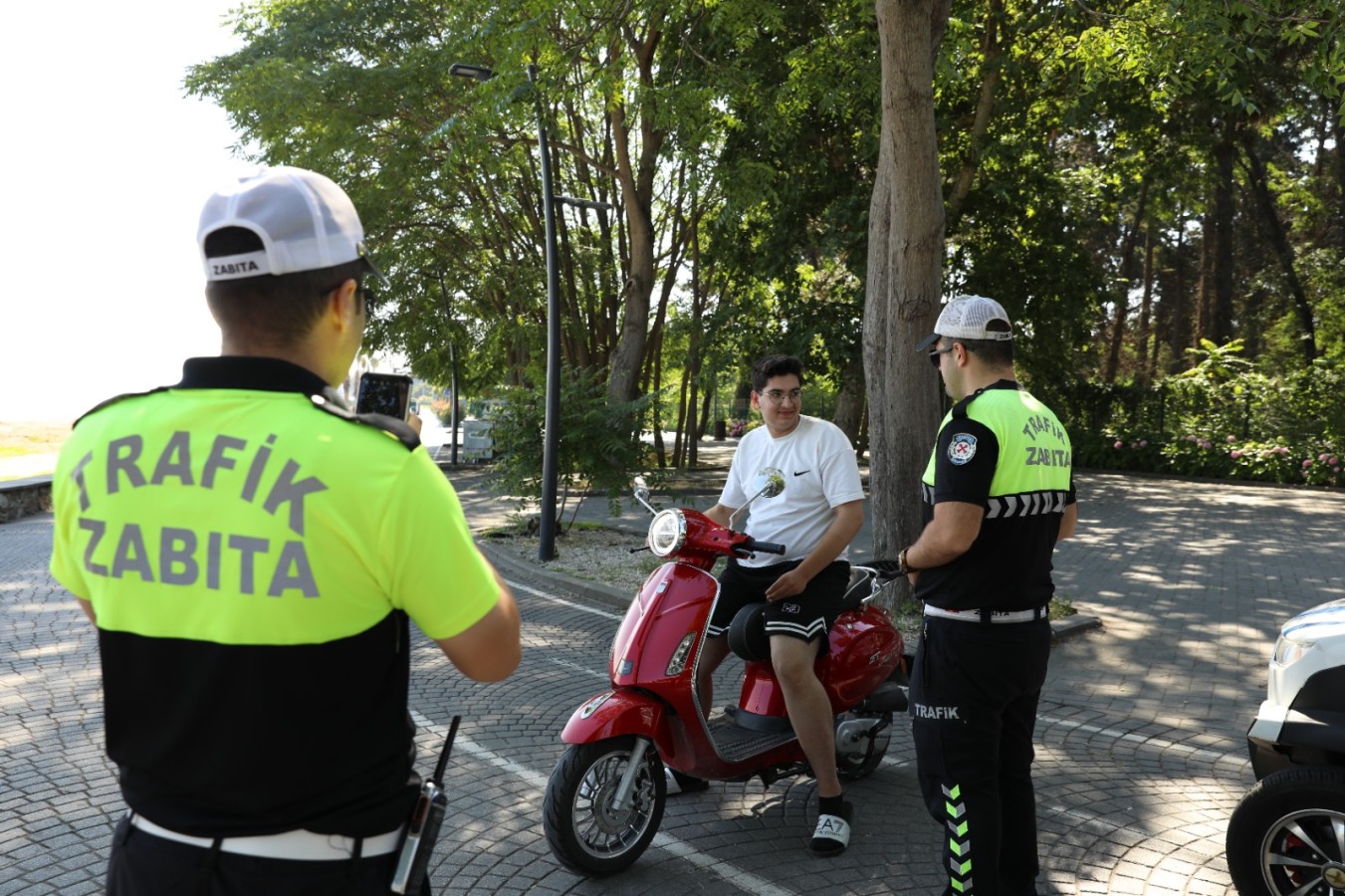 DOĞU SAHİL BANDI’NDA DENETİMLER DEVAM EDİYOR