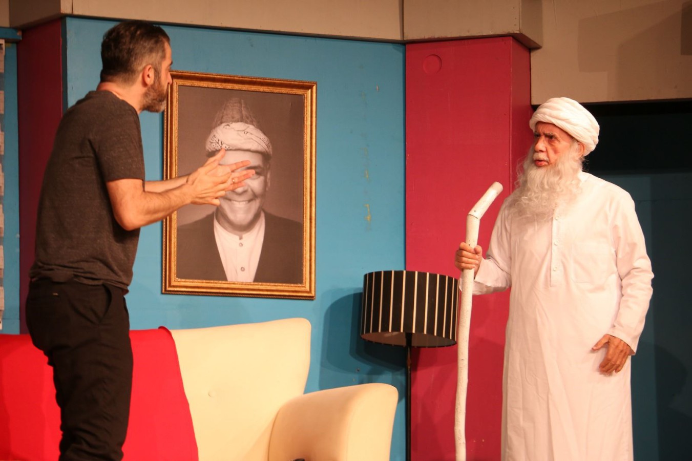 DÜNYA TİYATROLAR GÜNÜ YALOVA’DA KUTLANDI