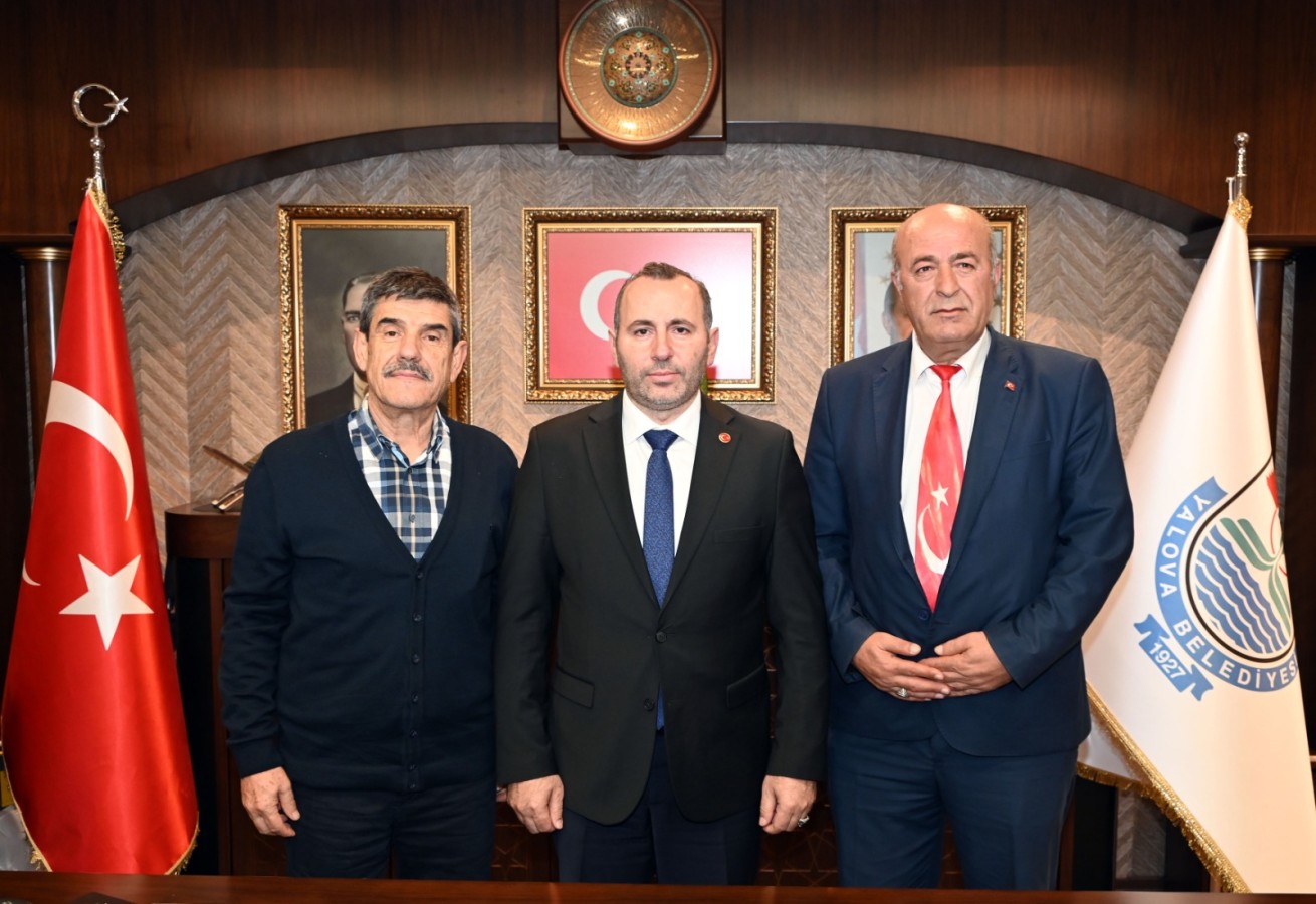 EMEKLİ PERSONELLERE TEŞEKKÜR PLAKETİ