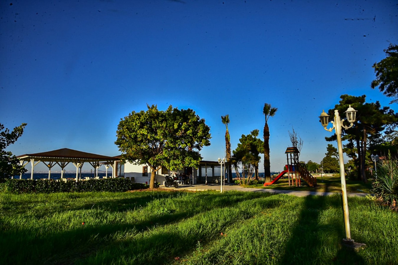 EN UYGUN FİYATLAR YALOVA BELEDİYESİ ÇAY BAHÇESİ’NDE