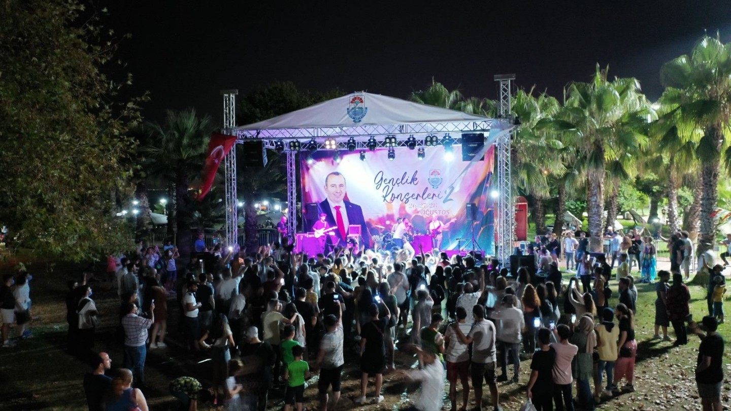 GENÇLER BU KONSERDE EĞLENECEK