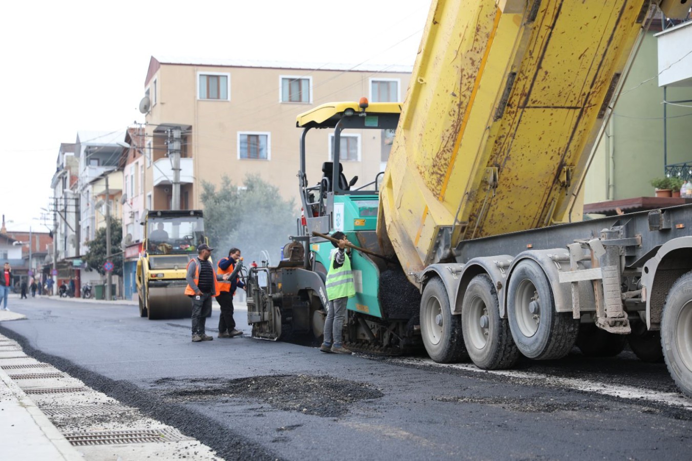 GİRNE CADDESİNDE DEĞİŞİM DEVAM EDİYOR