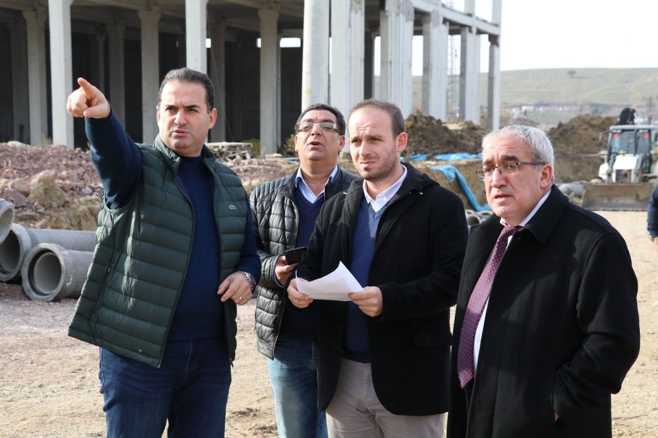 GÜLEÇ VE KUTLU ALTYAPI ÇALIŞMALARINI YERİNDE İNCELEDİ