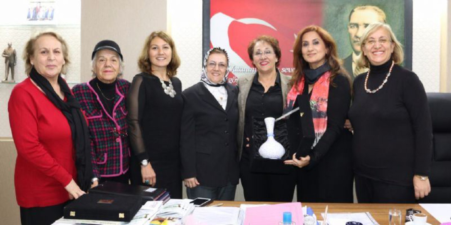 Güner, Kent Konseyi Kadın Kollarını Ağırladı