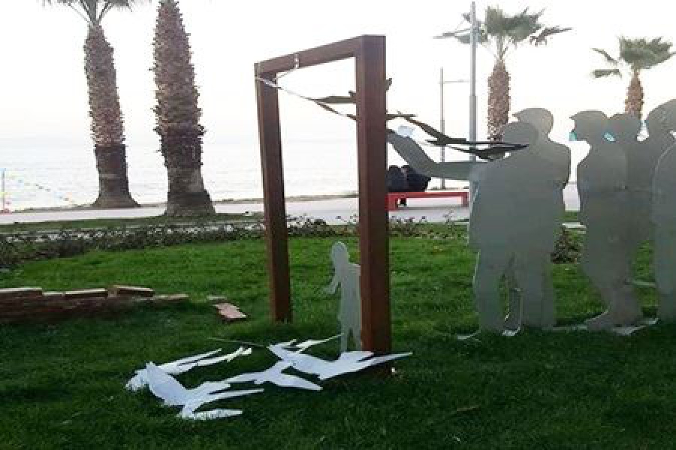 HİZMETLERE SALDIRILAR DEVAM EDİYOR