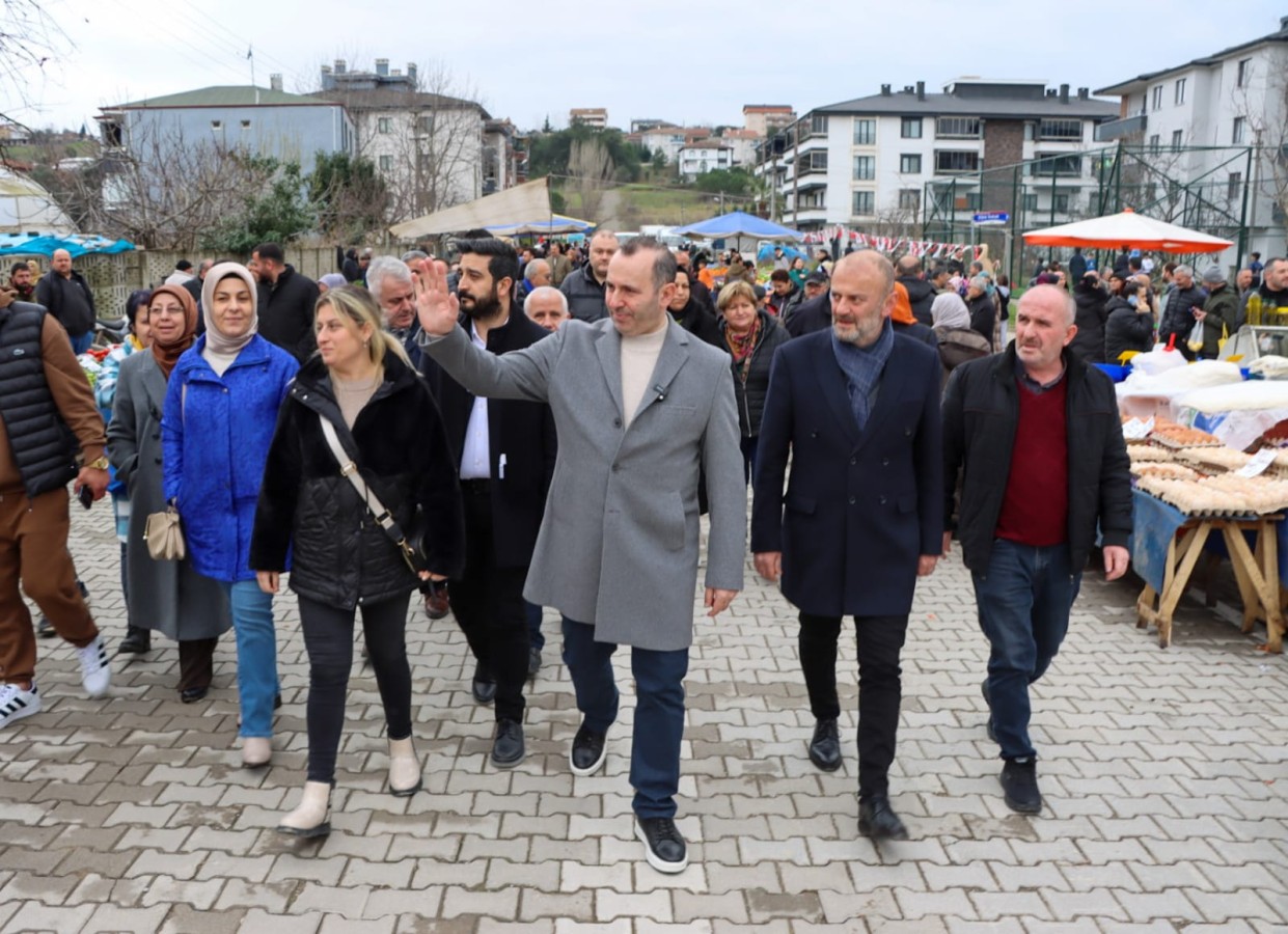 İSMETPAŞA MAHALLESİ YENİ PAZAR YERİNE KAVUŞTU