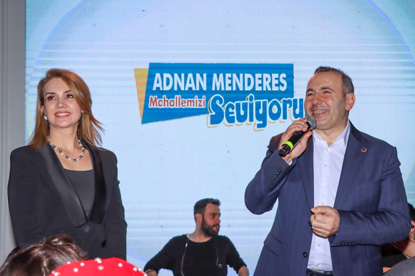 KADINLARA ÖZEL KONSERDE DOYASIYA EĞLENCE