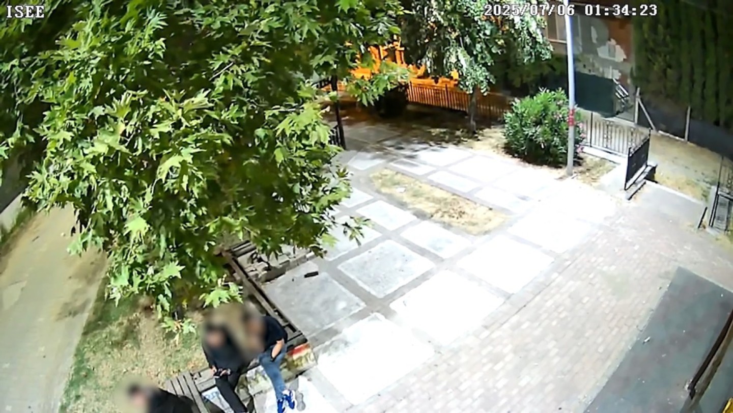 KAMERALARI KIRANLAR KAMERALARA YAKALANDI