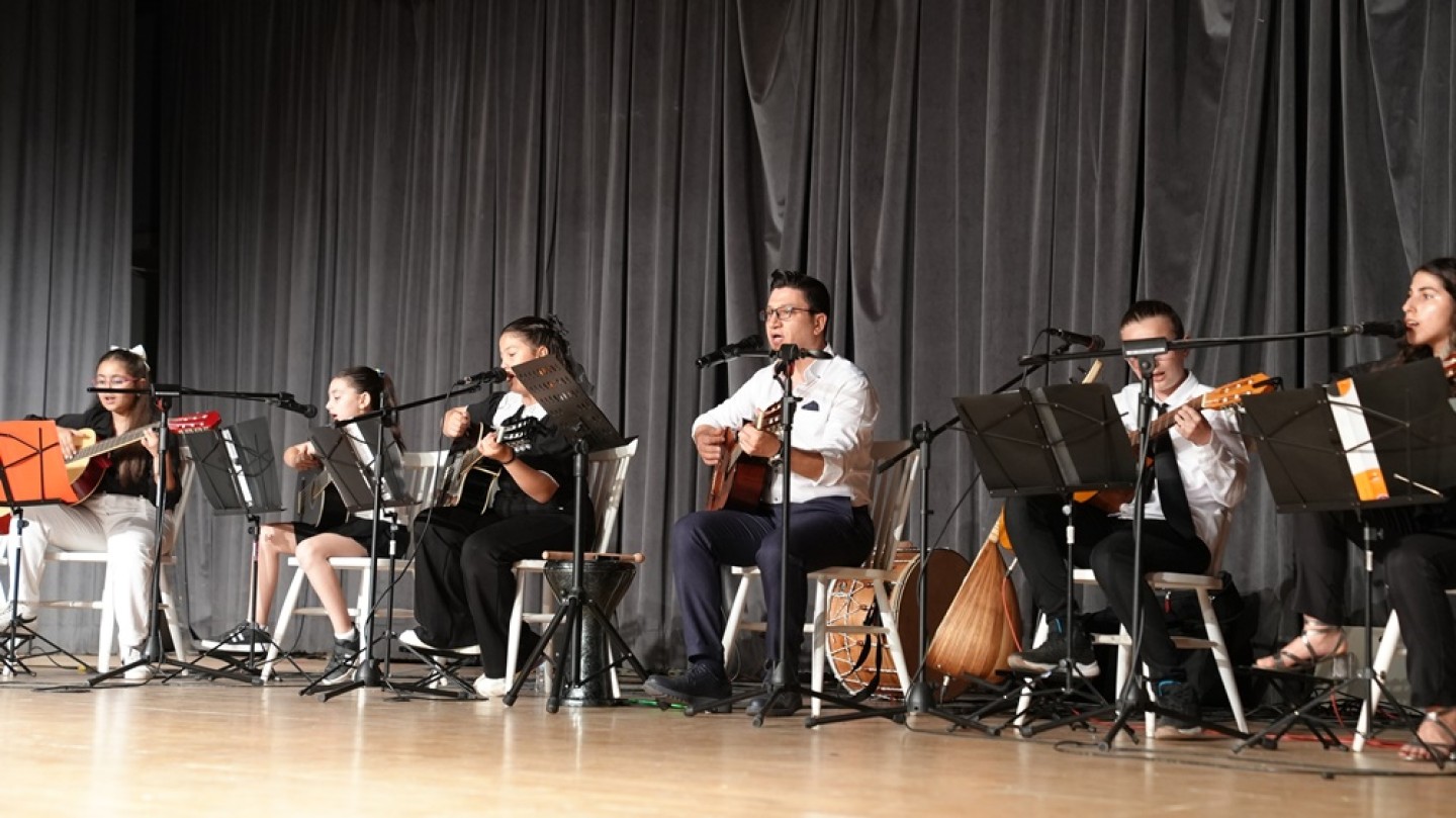 KURSİYERLERDEN MUHTEŞEM KONSER