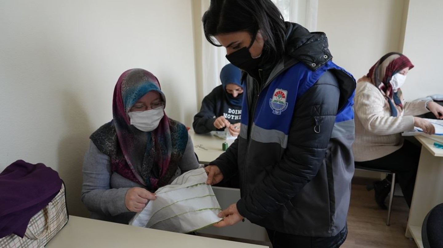 KURSLAR DEVAM EDİYOR