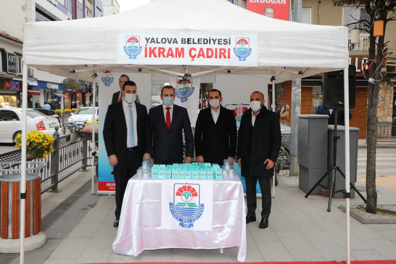 MİRAÇ KANDİLİ VESİLESİYLE LOKUM DAĞITIMI YAPILDI