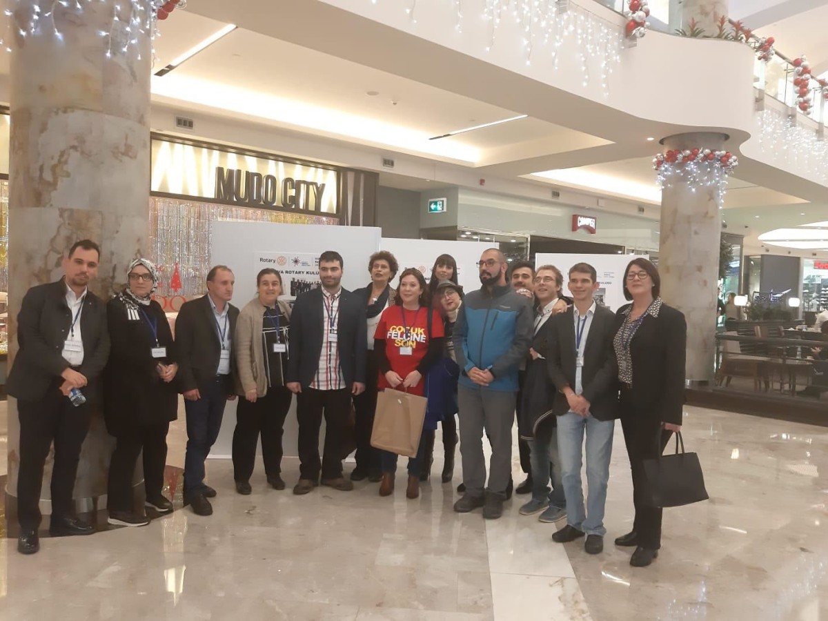 ÖZEL ÇOCUKLARIMIZ İSTANBUL’DA ROTARY TARAFINDAN DÜZENLENEN ETKİNLİĞE KATILDI
