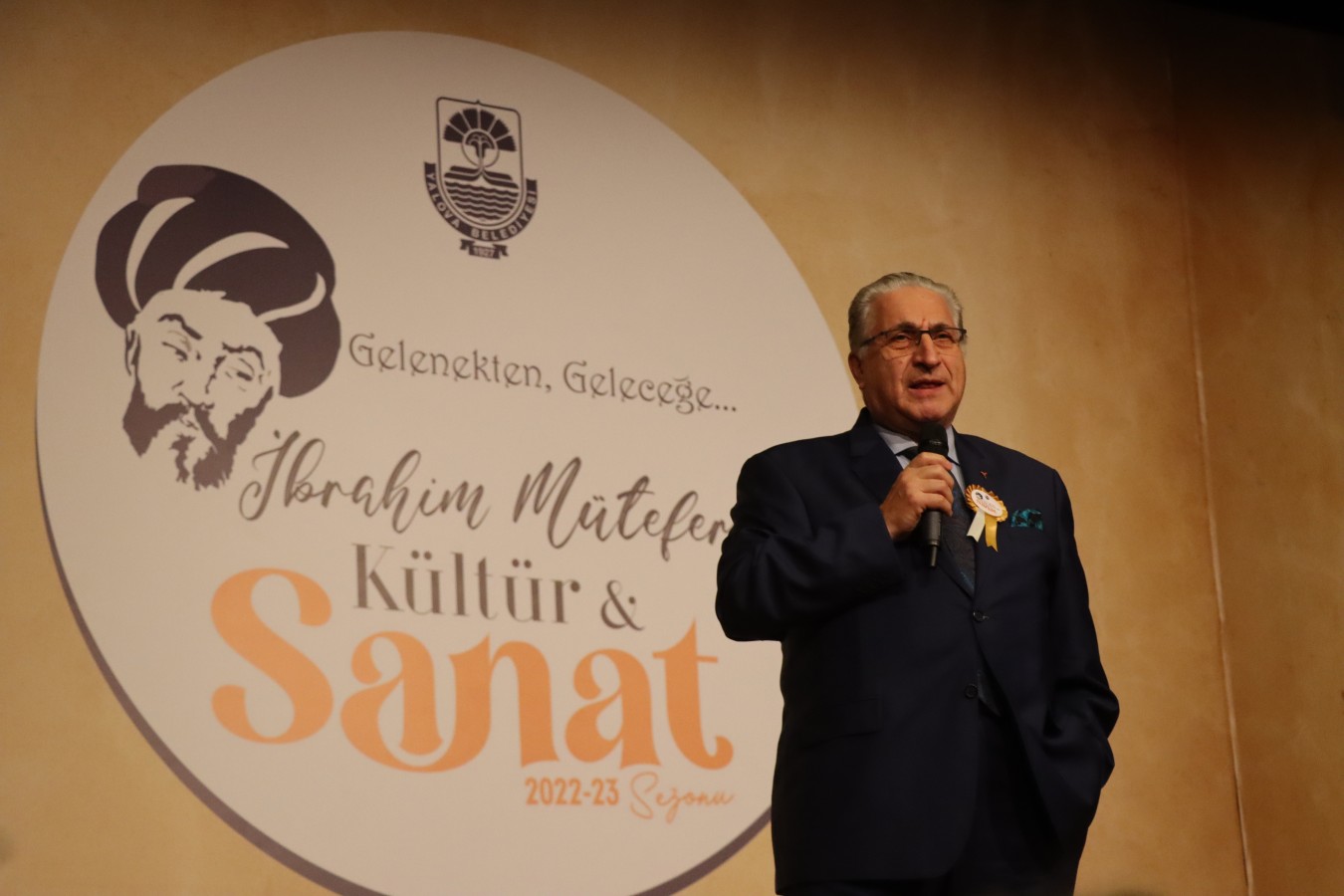 PROF. AYDIN BEYNİN SINIRLARINI ANLATTI