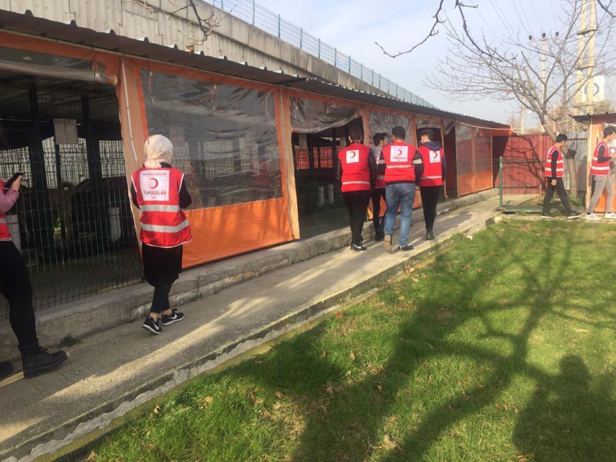 REHABİLİTASYON MERKEZİNE GENÇ KIZILAY KULÜBÜ’NDEN ZİYARET