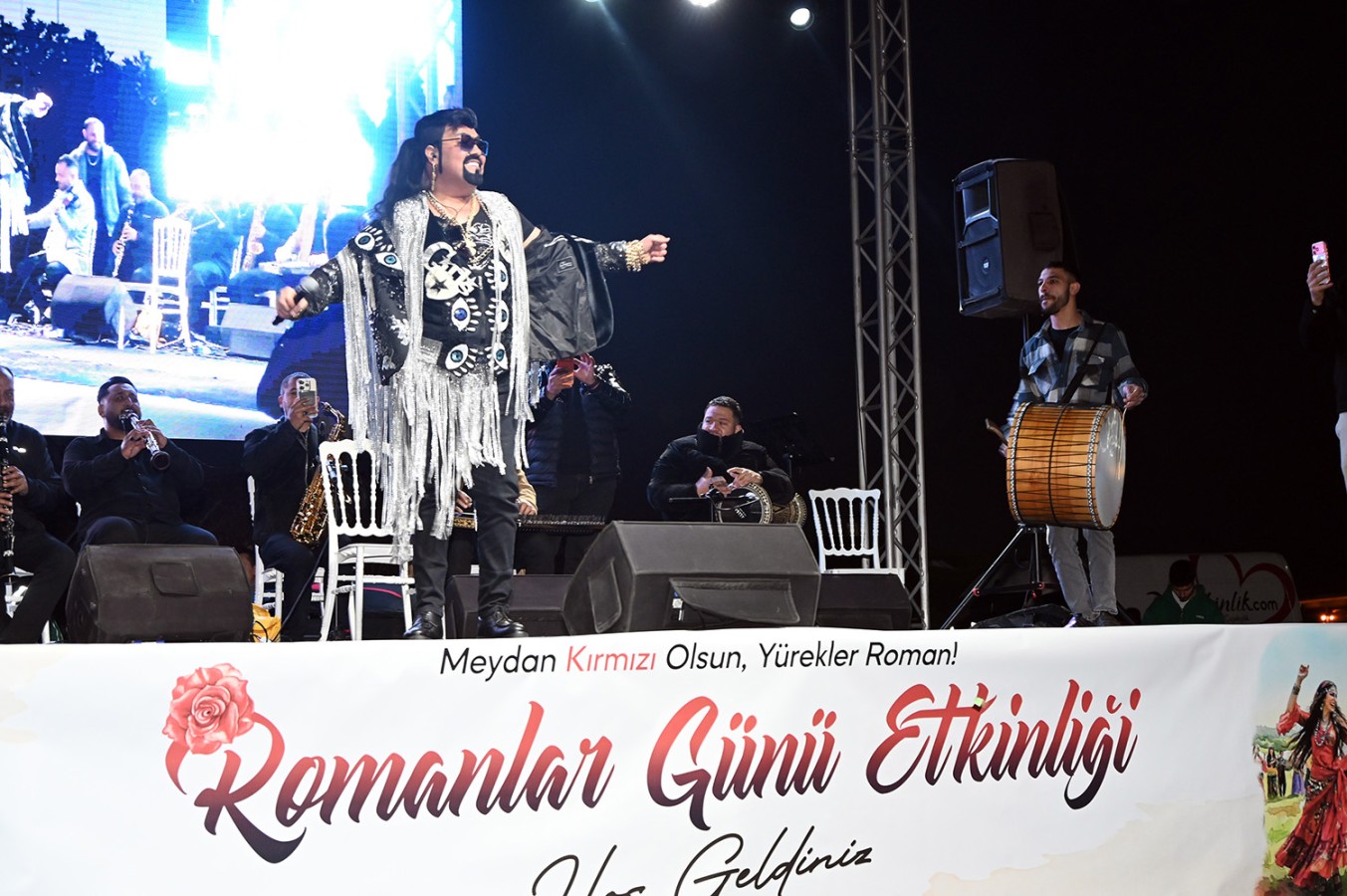 ROMANLAR GÜNÜ YALOVA'DA COŞKUYLA KUTLANDI