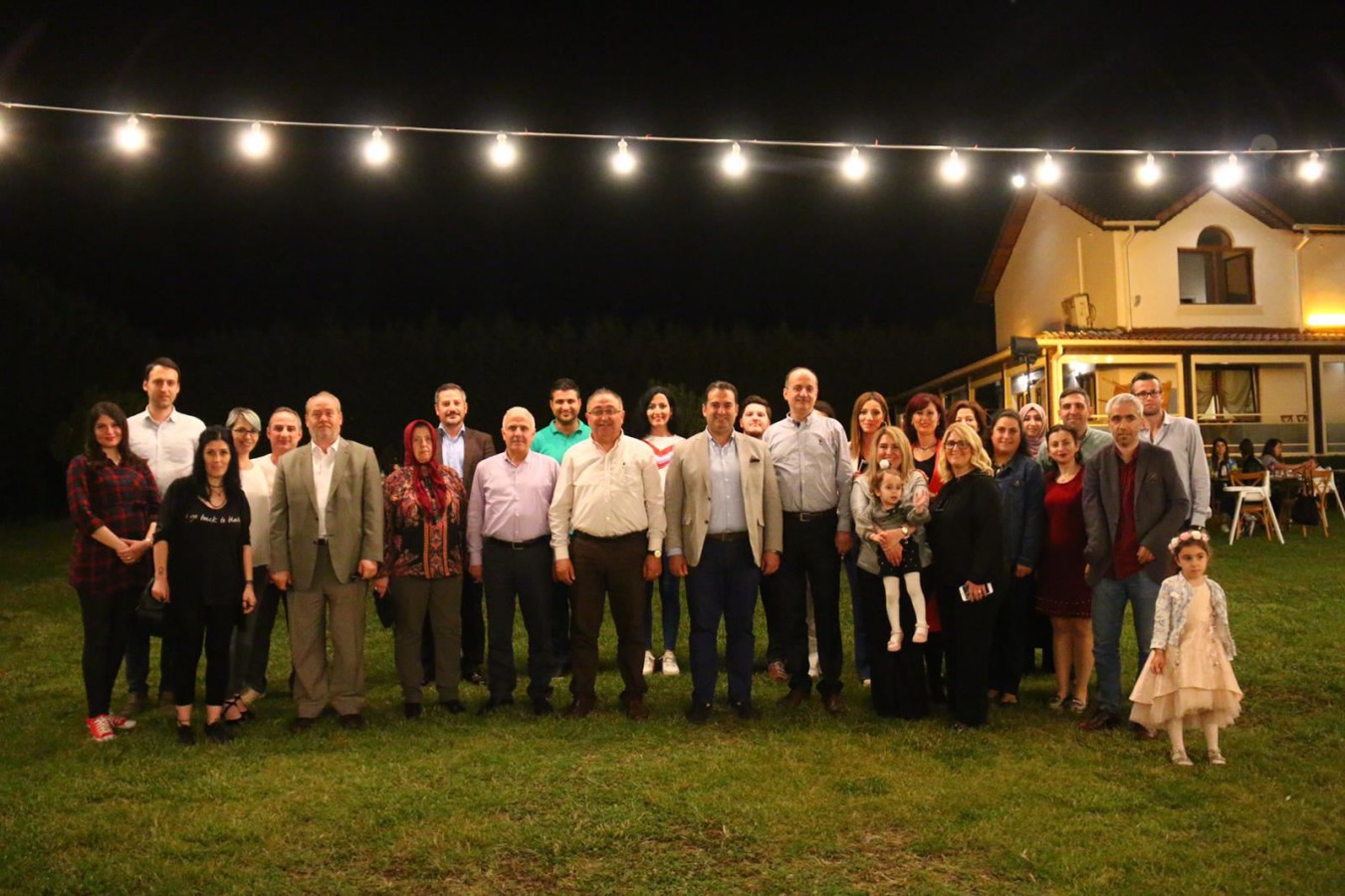 SALMAN İFTAR PROGRAMLARINA KATILDI