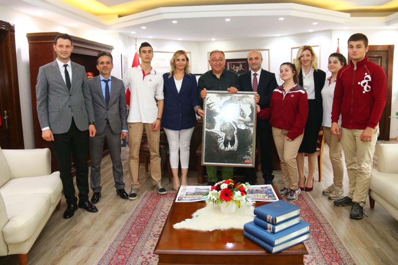 SALMAN’A ZİYARETLER SÜRÜYOR