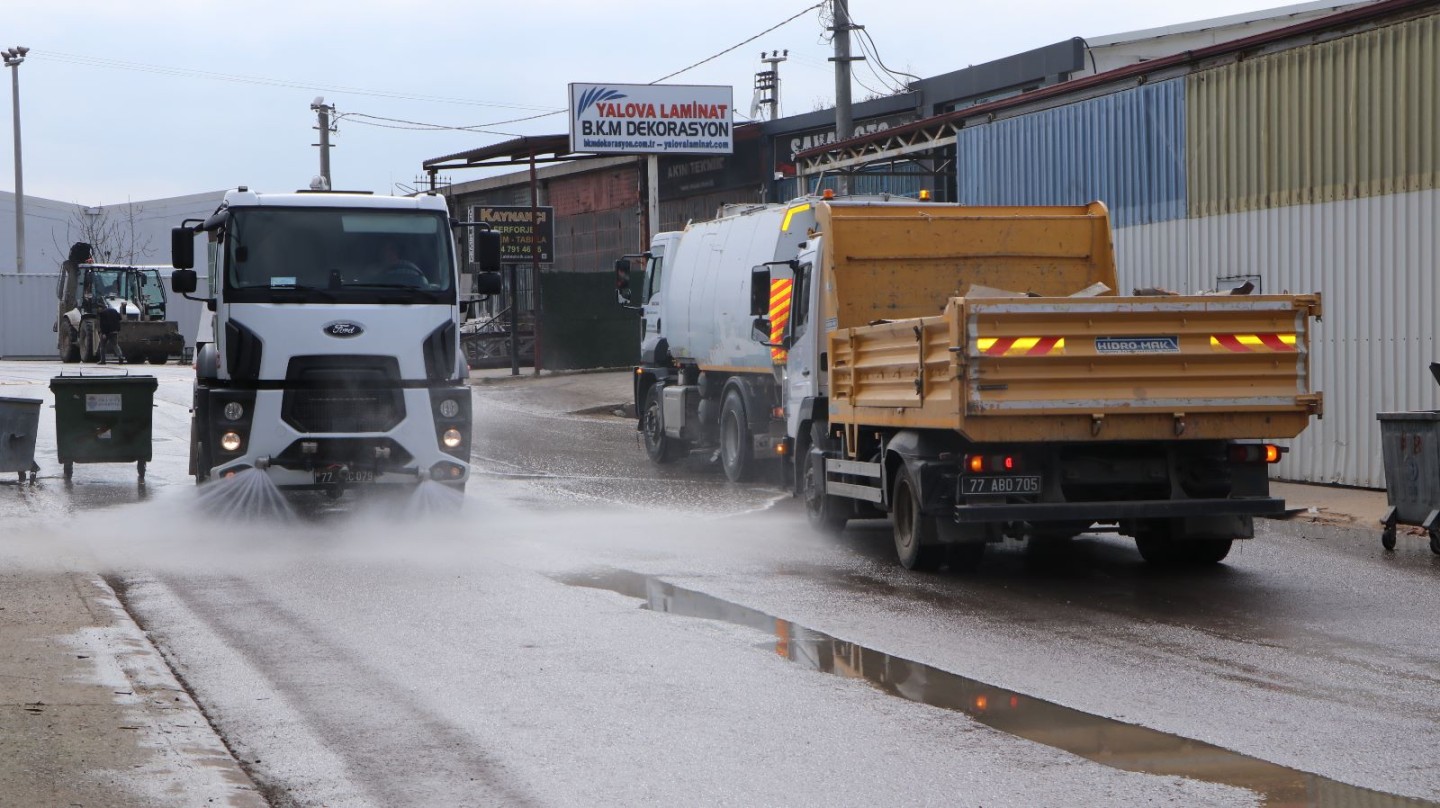 SANAYİ SİTESİ BAŞTAN SONA TEMİZLENDİ
