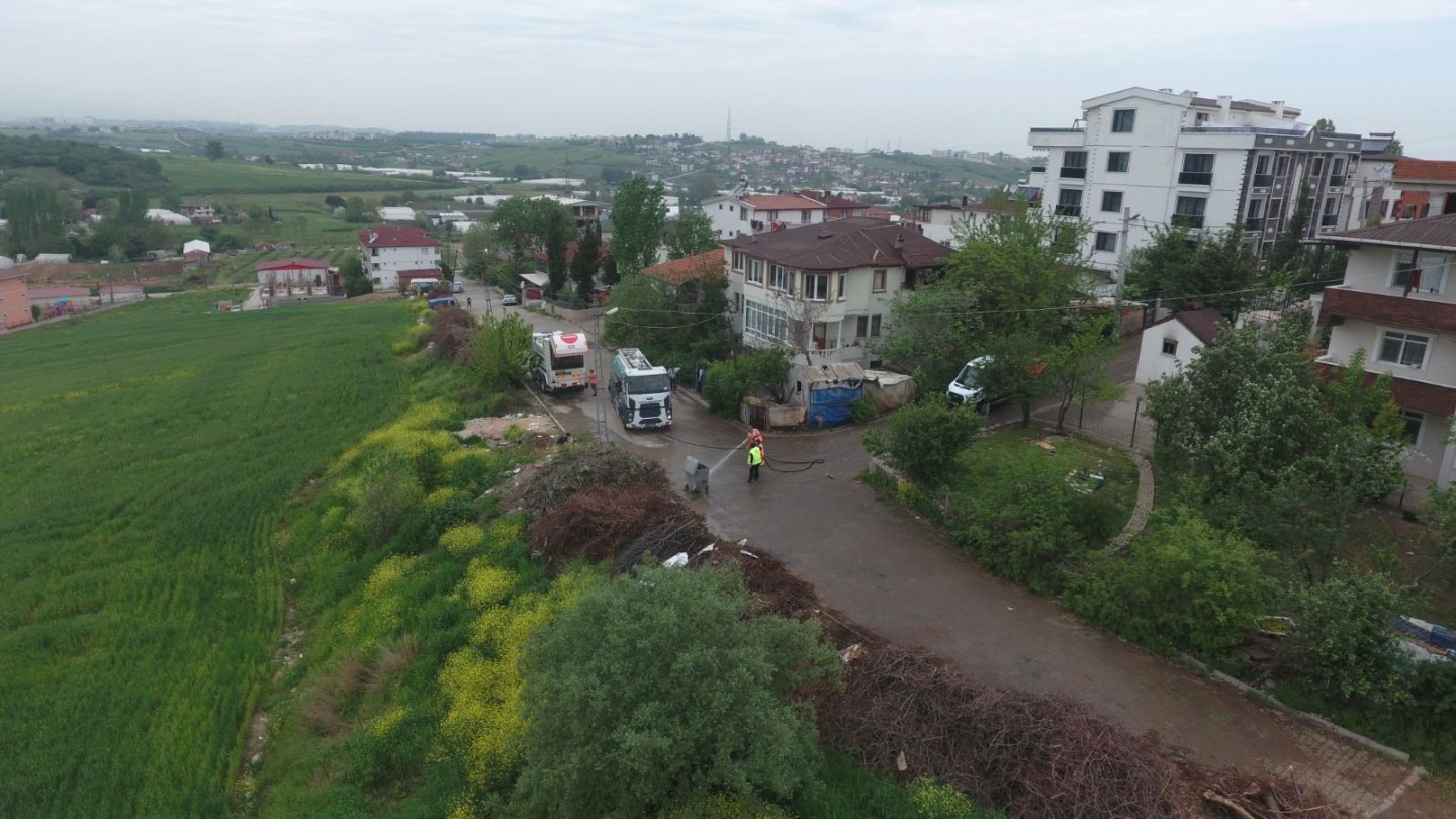 SEYRANTEPE MAHALLESİNE KAPSAMLI TEMİZLİK ÇALIŞMASI