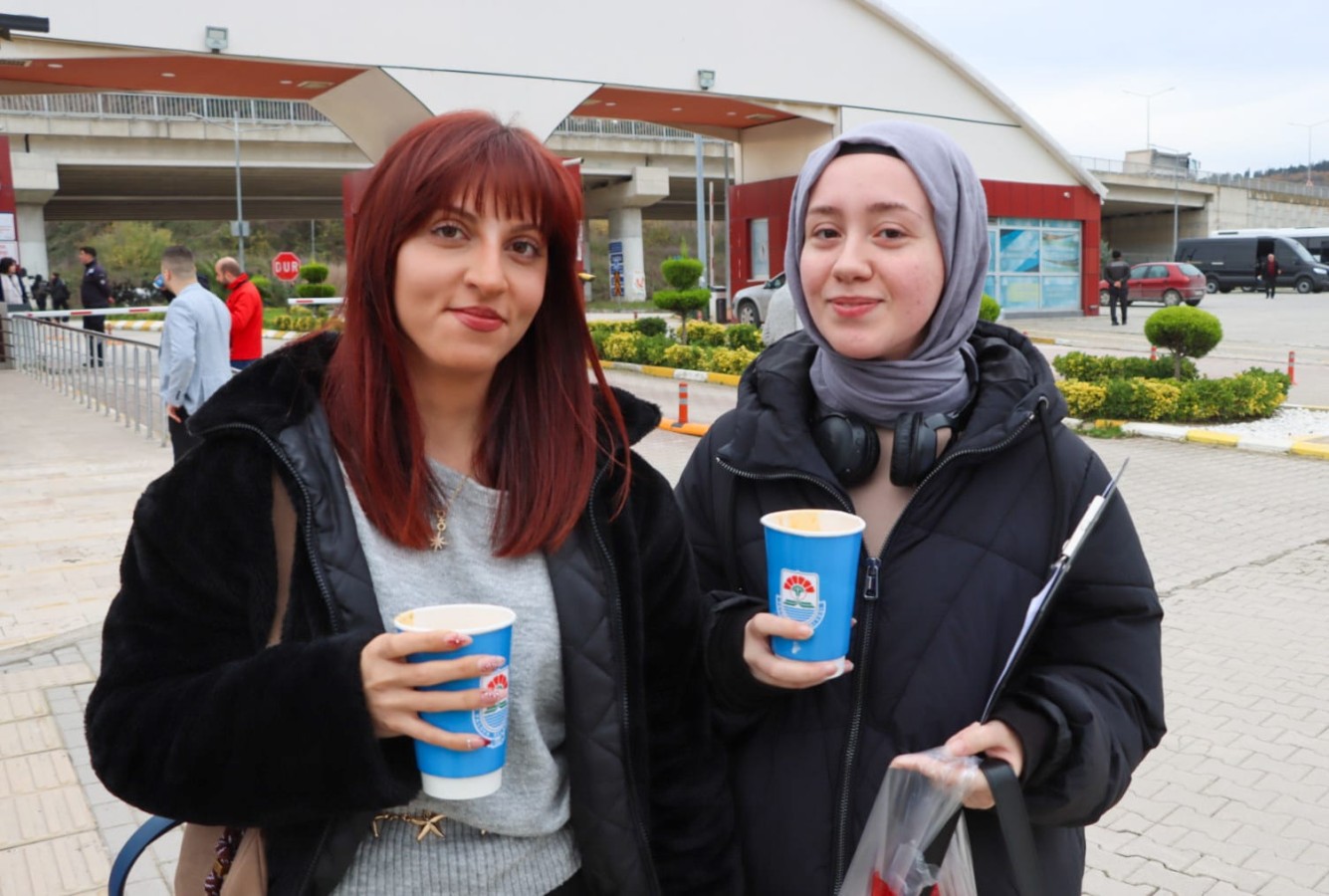 SINAV HAFTASI BOYUNCA ÇORBALAR YALOVA BELEDİYESİ’NDEN