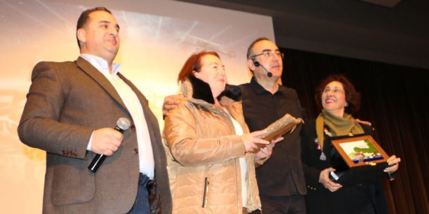 Sunay Akın’dan Unutulmaz Bir Gece