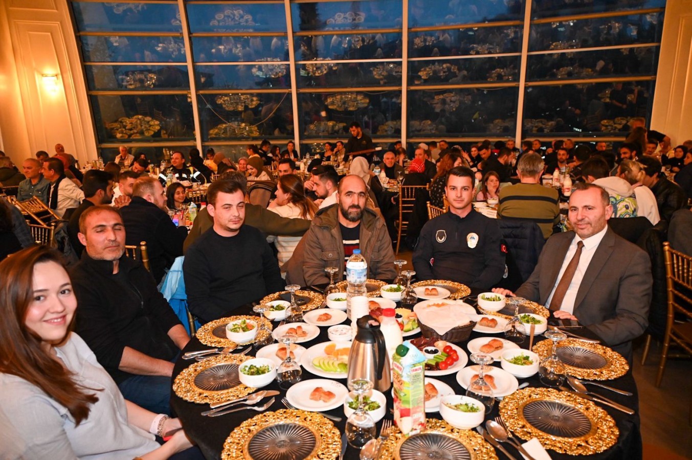 TUTUK, BELEDİYE PERSONELİYLE İFTARDA BULUŞTU