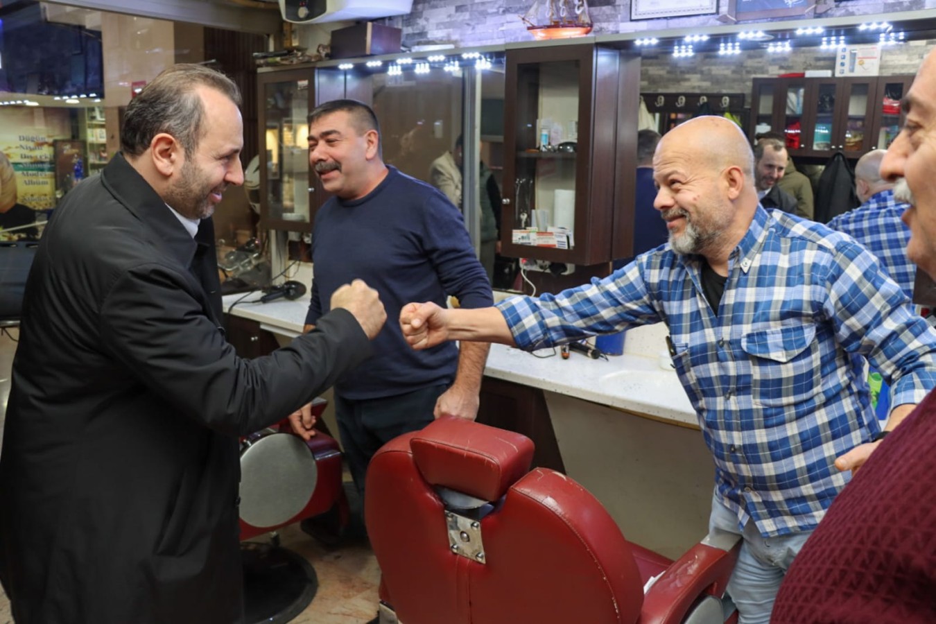 TUTUK’TAN YAĞCI HAN’A KOMŞU ZİYARETİ