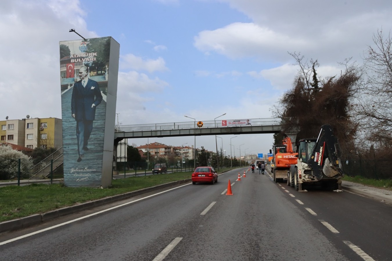 ÜST GEÇİT YALOVA BELEDİYESİ EKİPLERİ TARAFINDAN ONARILDI