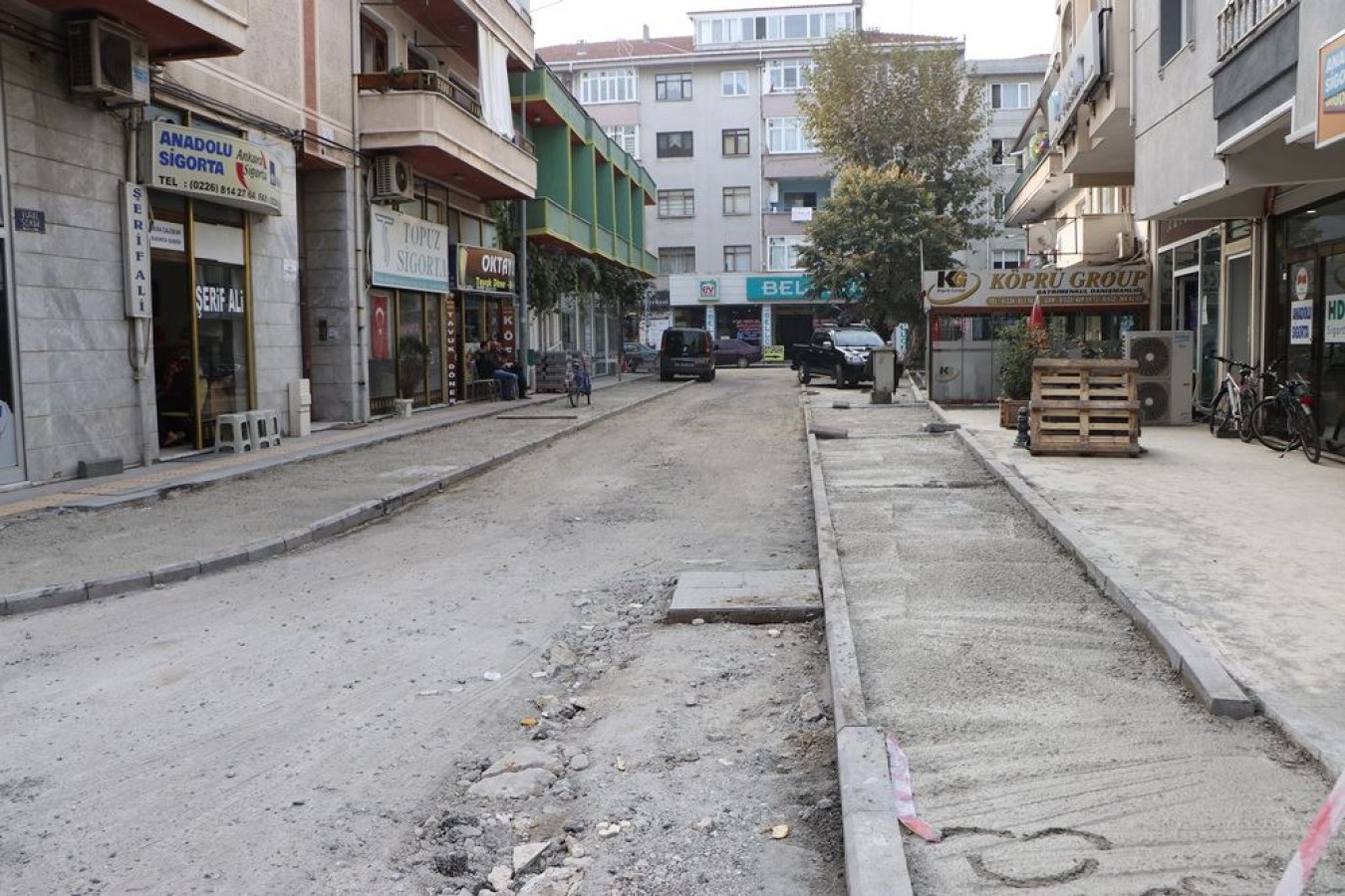 VURAL SOKAK YENİLENİYOR