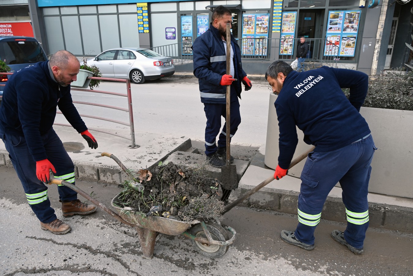 YAĞIŞLAR ÖNCESİ RÖGAR VE MAZGAL TEMİZLİĞİ