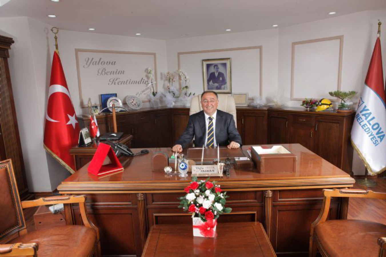 Yalova Belediye Başkanı Vefa Salman, 18 Mart Çanakkale Zaferi’nin 100.Yıl Dönümü Ve Şehitleri Anma Günü dolayısıyla bir mesaj yayımladı.